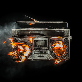 REVOLUTION RADIO IMPORTADO