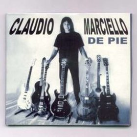 DE PIE